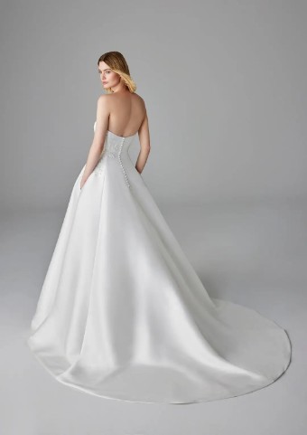 Pronovias Style #GALEN #4 thumbnail