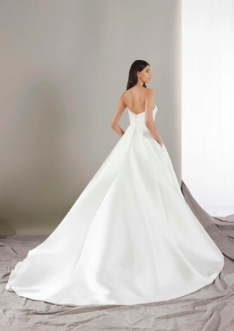 Pronovias Style #KEONI #3 thumbnail