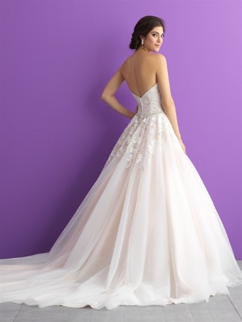 Allure Romance Style #3001 #3 thumbnail
