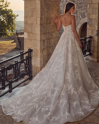 Calla Blanche Style #125101 Dalia #5 Ivory thumbnail