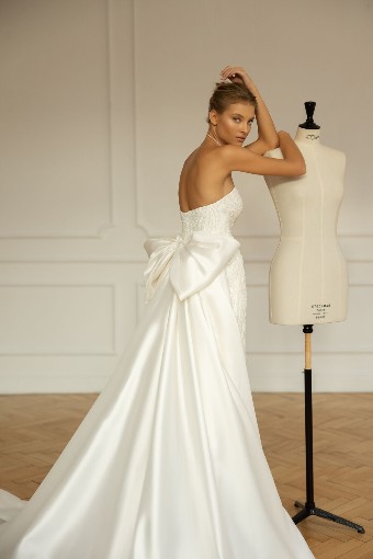 Eva Lendel Lanvee Gown Only #0 default Ivory thumbnail