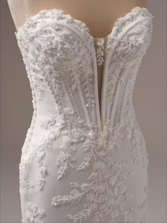Maggie Sottero Benjie Royale #1 All Ivory thumbnail