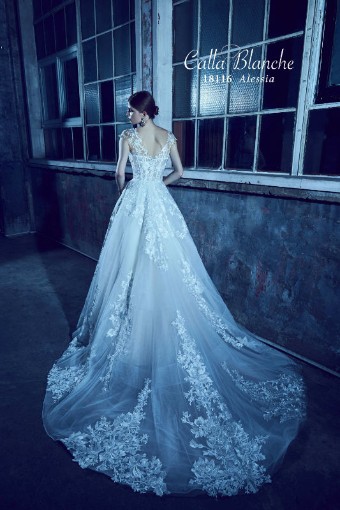 Calla Blanche Style #18116 #1 thumbnail