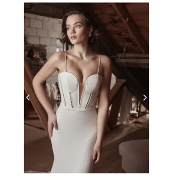 La Perle Style #LP2134 #0 default Ivory/Skin Illusion thumbnail