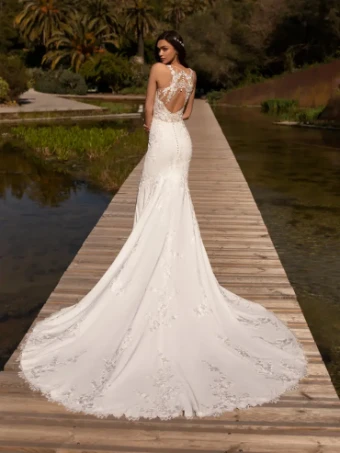 Pronovias Alcyone #1 Off White/Crystal thumbnail