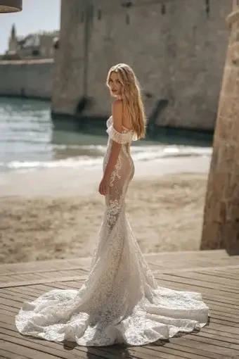 Berta - Privée Style #22-P103 #0 default Ivory thumbnail