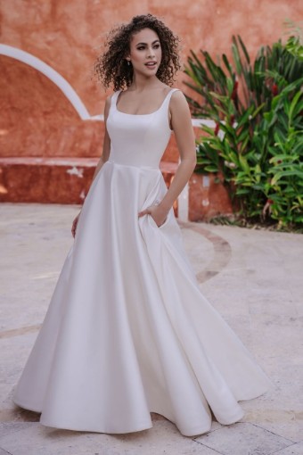 Allure Romance Style #3553 #0 default Ivory thumbnail